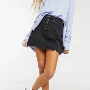 Free People We The Free Rainn Distressed Black Denim Skirt Size-27
